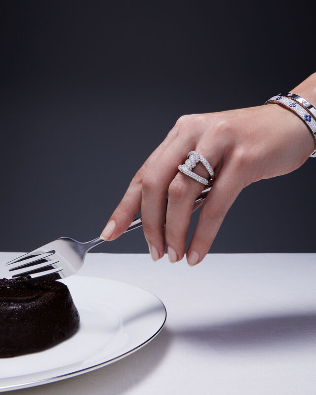 Cialoma Pavé Diamond Knot Ring