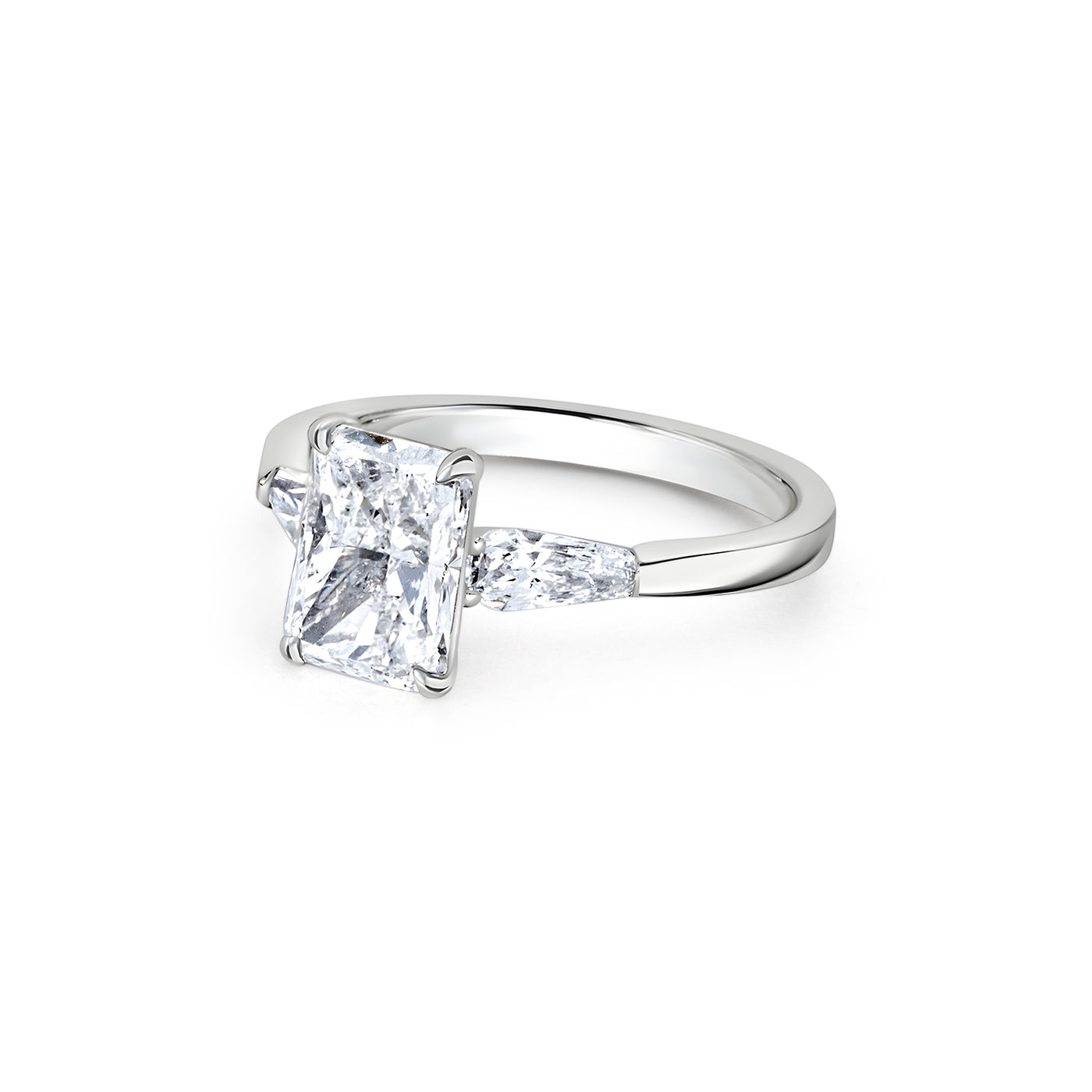 Radiant Cut & Kite Shape Side Stones Diamond Ring | 2.54tw