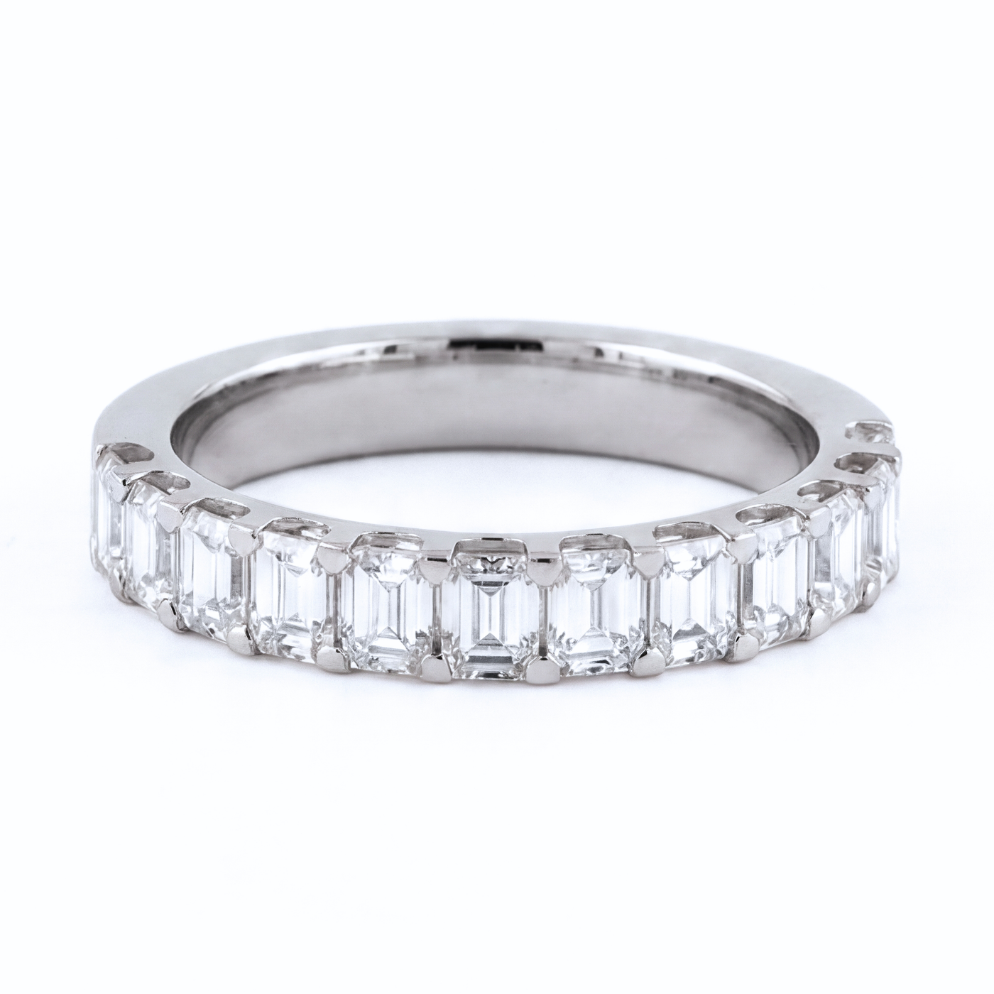 Emerald Cut Diamond Band | 2.30tw