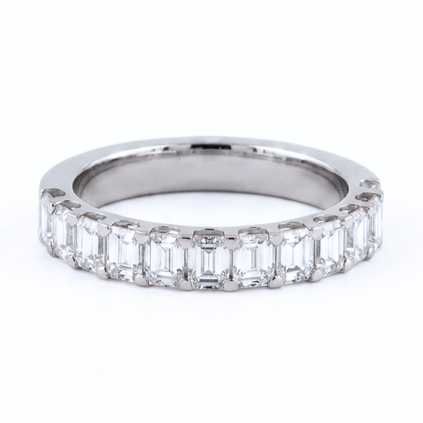 Emerald Cut Diamond Band | 2.30tw