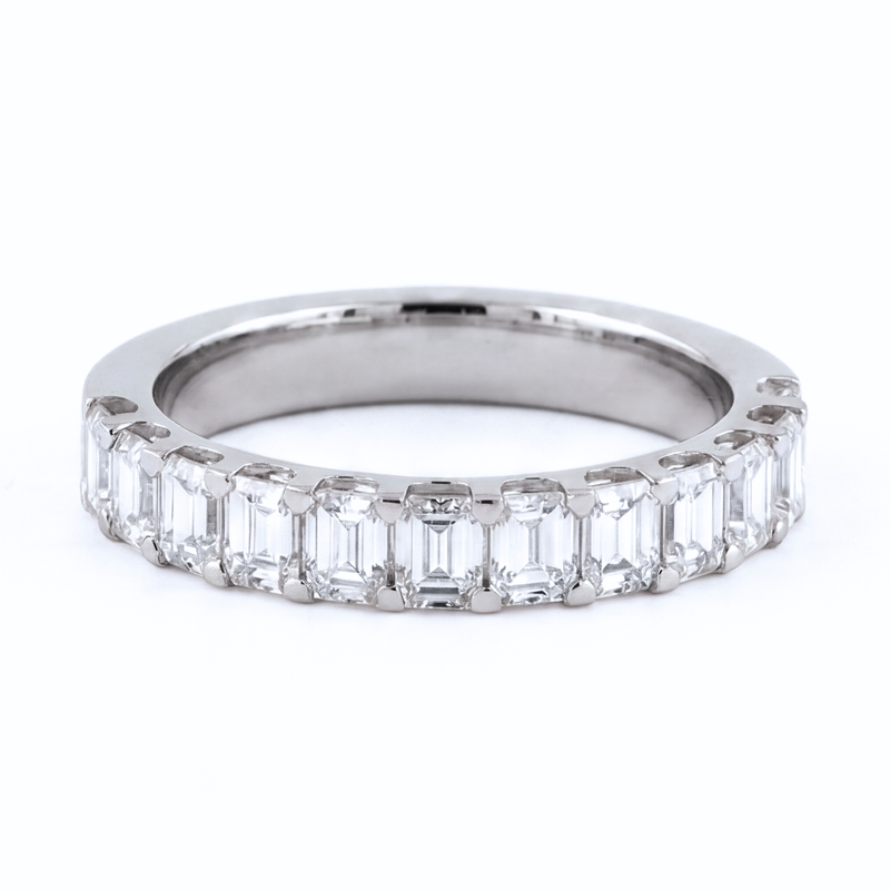 Emerald Cut Diamond Band | 2.30tw