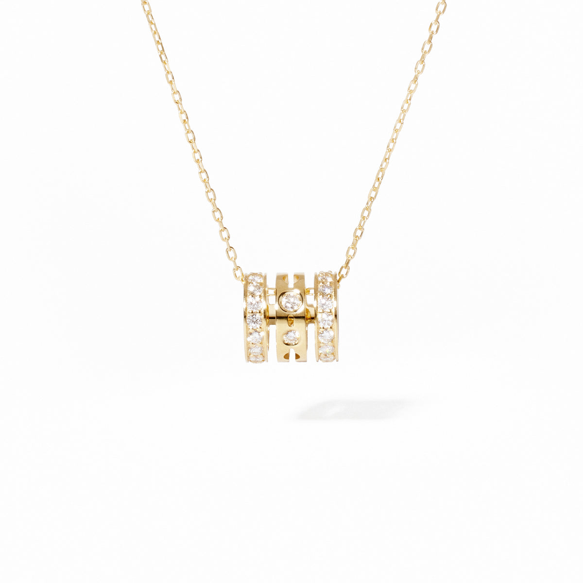 Medium Pulse 3 Row Diamond Pendant | 0.62tw