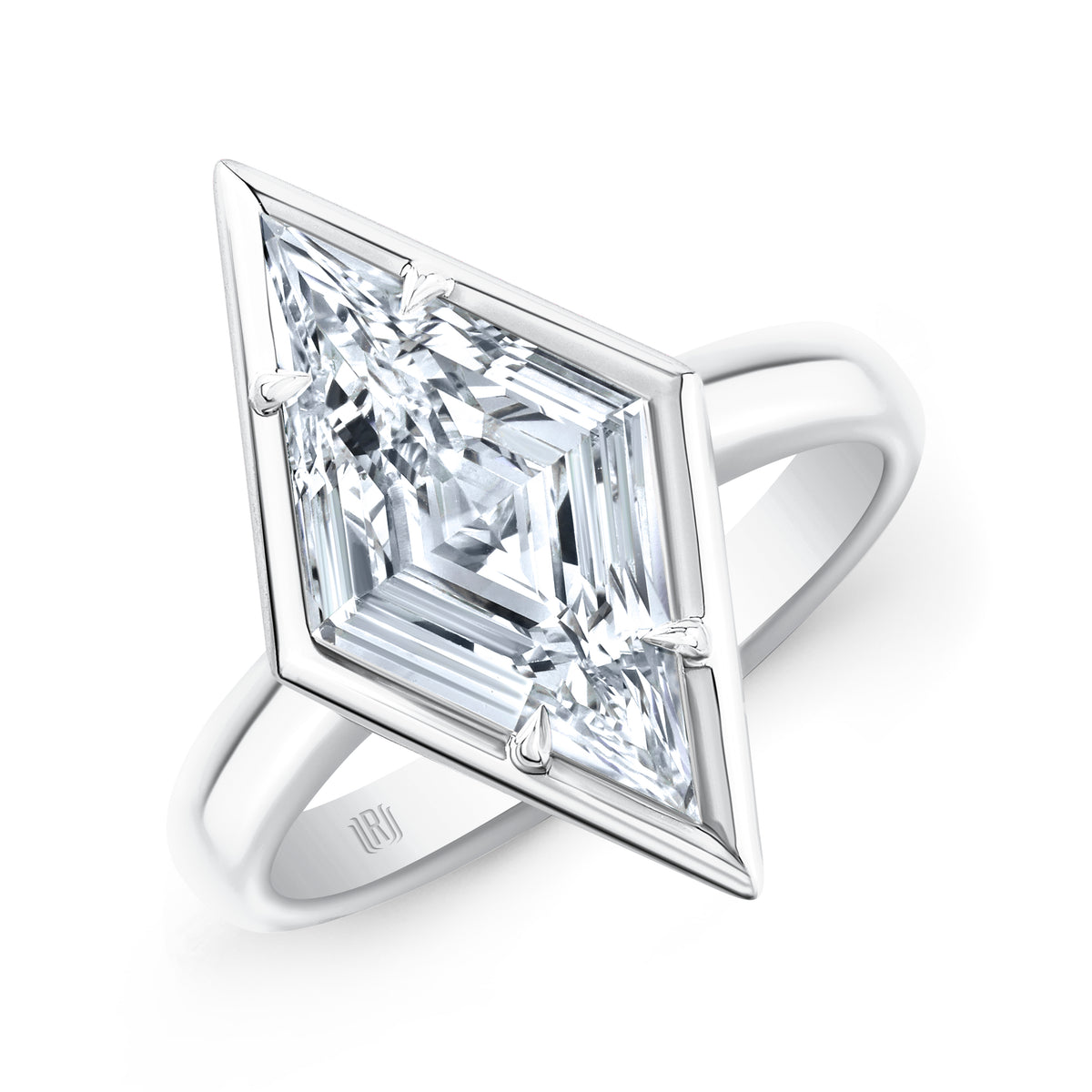 Lozenge Cut Diamond Solitaire Ring | 4.01ct