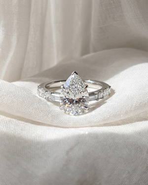 Pear Shape & Mixed Diamond Ring | 3.70tw