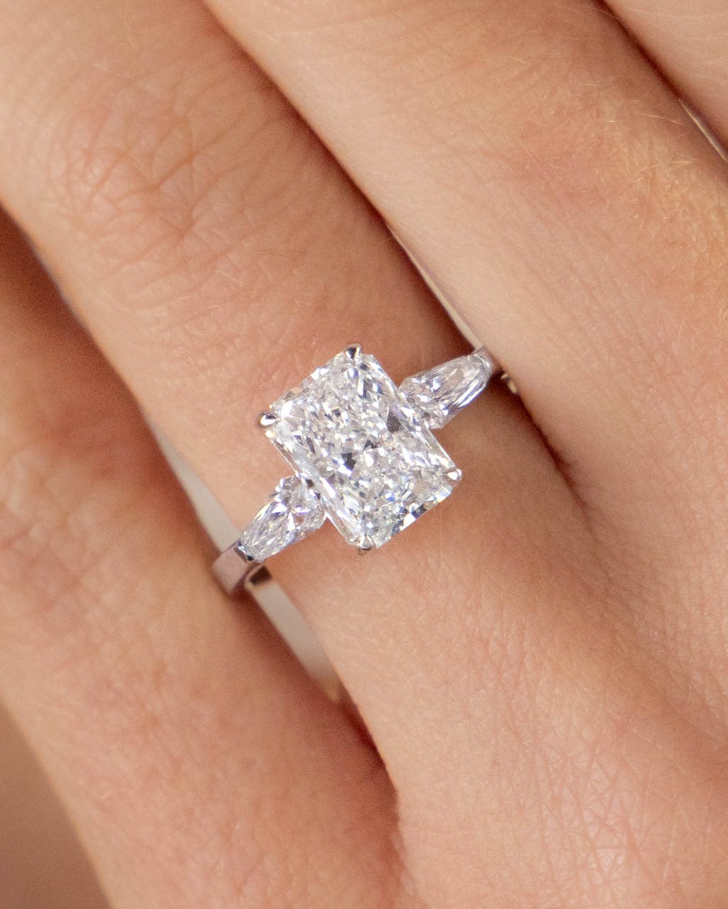 Radiant Cut & Kite Shape Side Stones Diamond Ring | 2.54tw