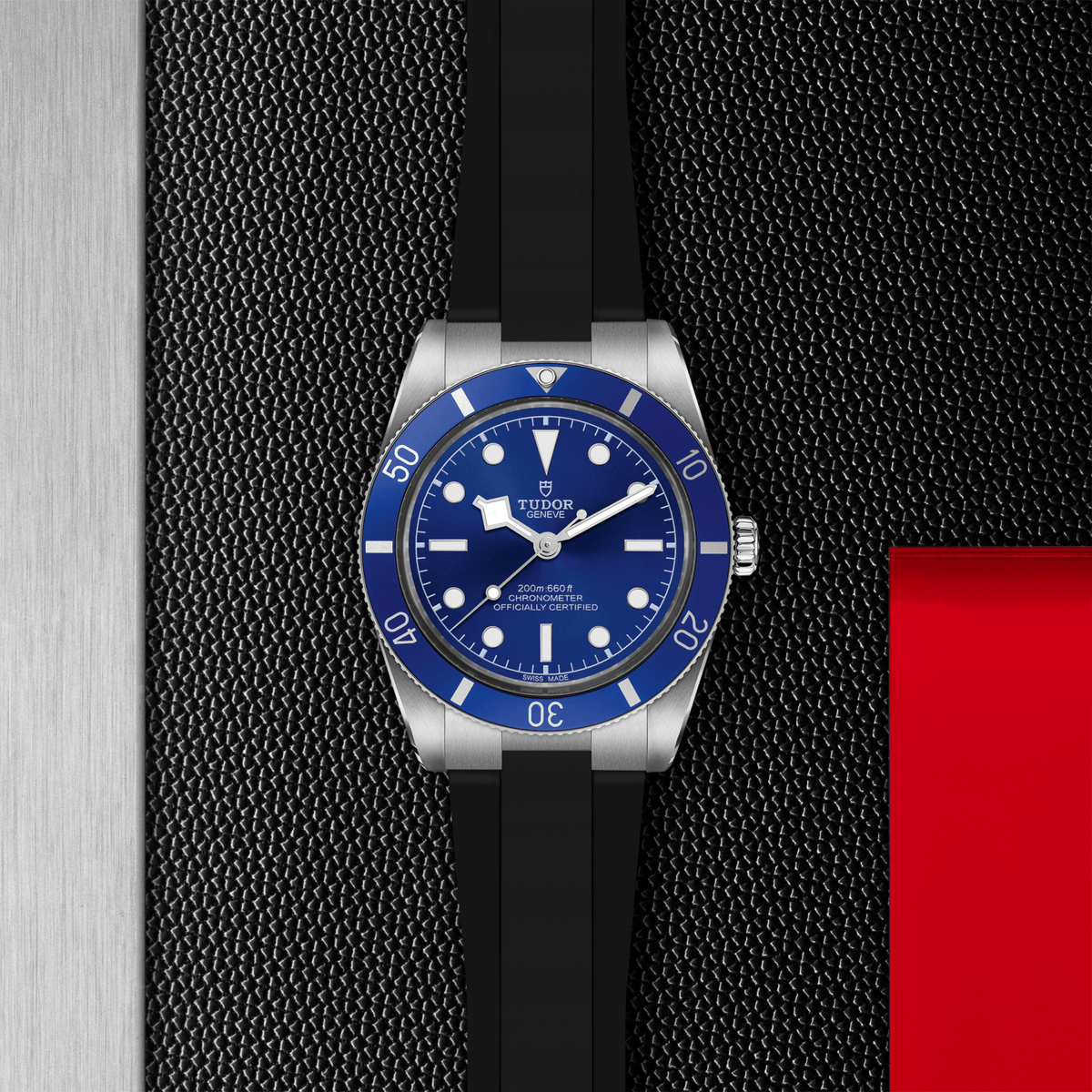 BLACK BAY 54